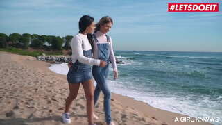 LETSDOEIT - #Apolonia Lapiedra - مثير الفتيات الذهاب البرية على منزل جديد