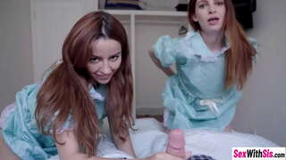 Bejbe Maya Kendrick in vroče Vanna Bardot skupni fant velik, trd kurac, preden hardcore sex Bejbe Maya Kendrick in vroče Vanna Bardot skupni fant velik, trd kurac, preden hardcore sex
