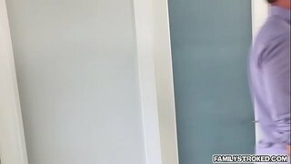 ���િફની વોટસન અને તેના કાયલ fucked, ખેંચવામાં, licked દરેક અન્ય