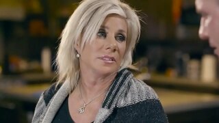 سرخ بالوں والی