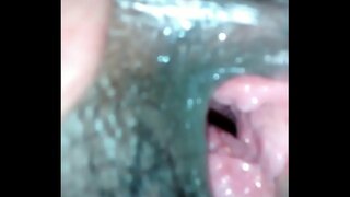 ���ოსამსახურე არის ძალიან sexy